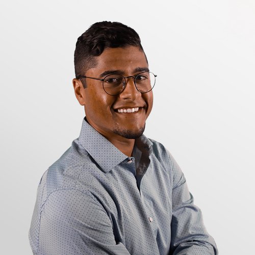 Alexander Ubaldo - Plug and Play